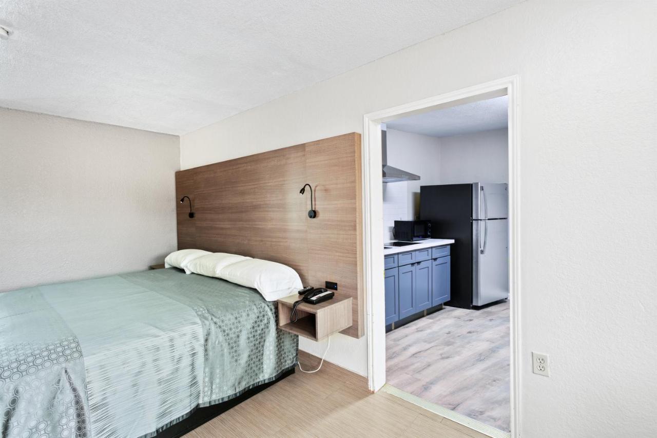 Siesta Inn Mcallen Extérieur photo