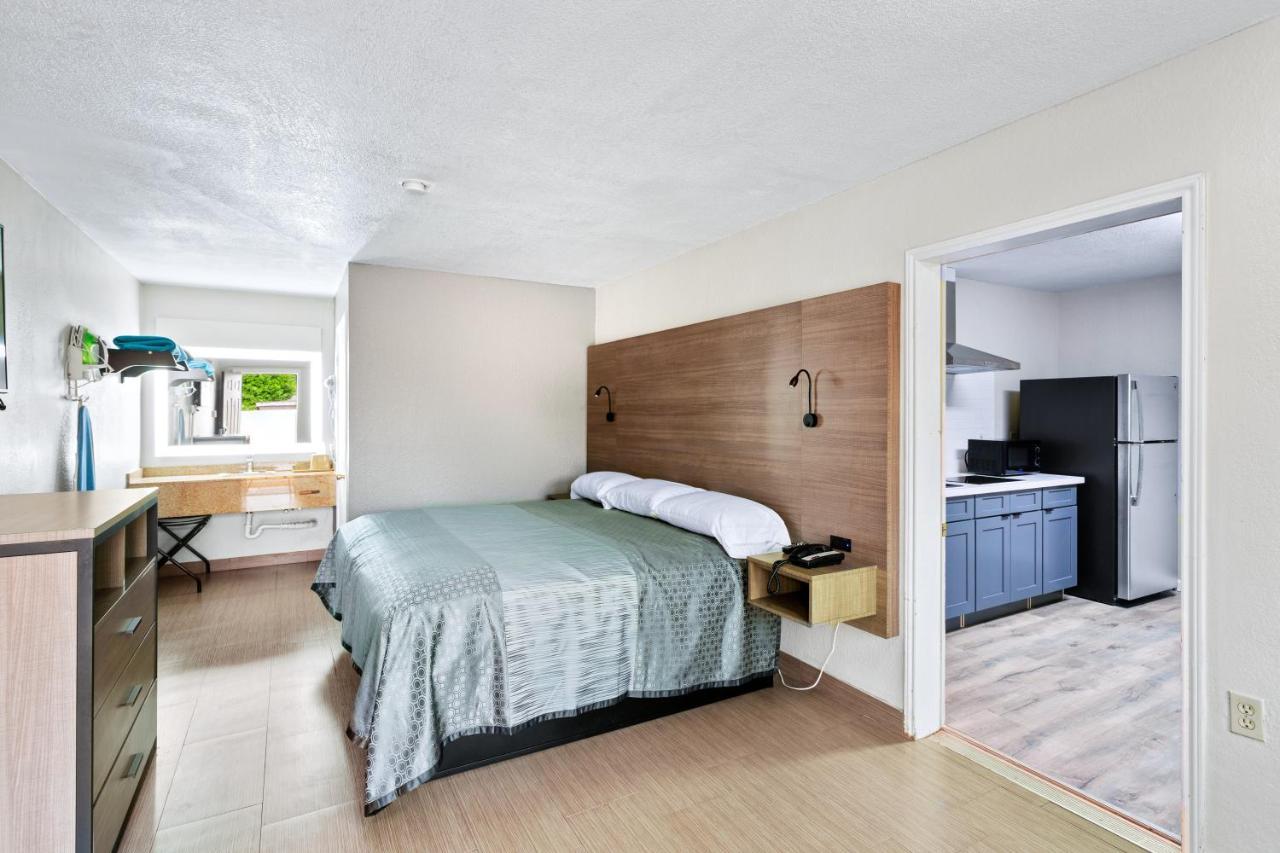 Siesta Inn Mcallen Extérieur photo